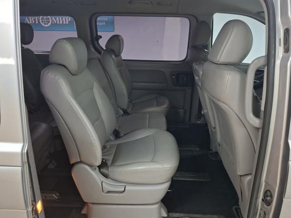 Hyundai Grand Starex I Рестайлинг с пробегом 2018 года, цена 2 400 000 рублей, 157042 км, минивэн, Автокод Объявления