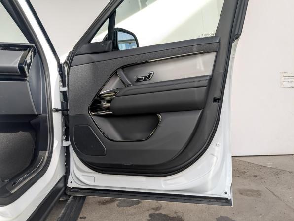 Land Rover Range Rover Sport III с пробегом 2023 года, цена 12 700 000 рублей, 39510 км, внедорожник, Автокод Объявления