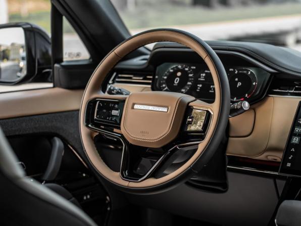Новый Land Rover Range Rover Sport III 2025 года, цена 22 052 100 рублей, внедорожник, Автокод Объявления