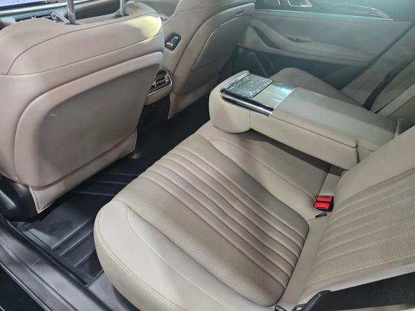 Geely Galaxy Starshine 7 с пробегом 2026 года, цена 3 999 000 рублей, 40 км, седан, Автокод Объявления