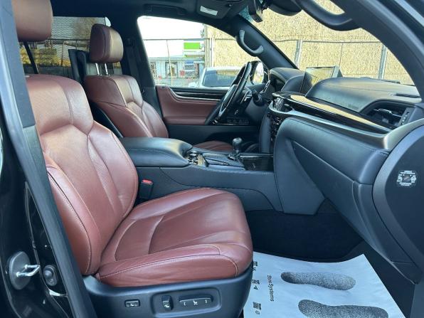 Lexus LX III Рестайлинг 2 с пробегом 2021 года, цена 10 850 000 рублей, 87230 км, внедорожник, Автокод Объявления