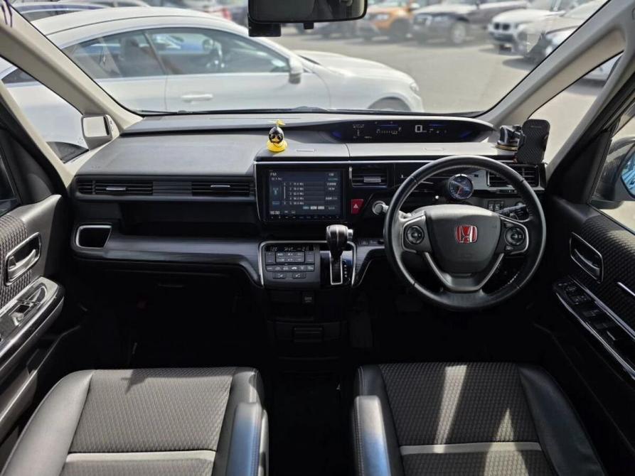 Honda Stepwgn V Санкт-Петербург  - изображение 14