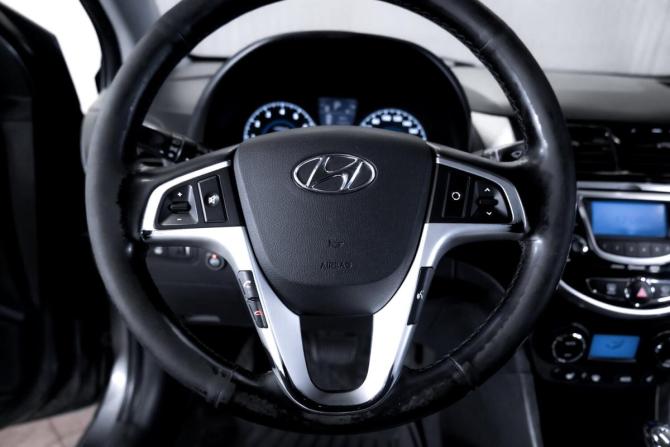 Hyundai Solaris I с пробегом 2013 года, цена 749 000 рублей, 229659 км, седан, Автокод Объявления