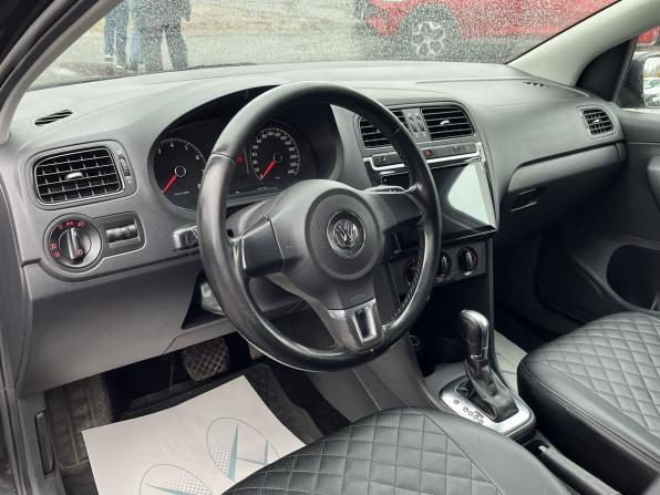Volkswagen Polo V с пробегом 2012 года, цена 549 000 рублей, 289000 км, седан, Автокод Объявления