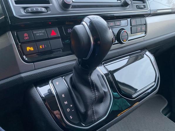 Volkswagen Multivan T6 с пробегом 2018 года, цена 4 399 000 рублей, 148525 км, минивэн, Автокод Объявления