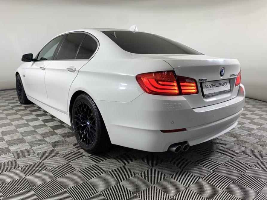 BMW 5 серии VI (F10/F11/F07) Рестайлинг Москва  - изображение 7