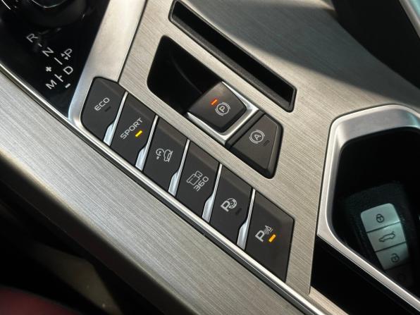 Geely Coolray I с пробегом 2023 года, цена 1 920 000 рублей, 43462 км, внедорожник, Автокод Объявления