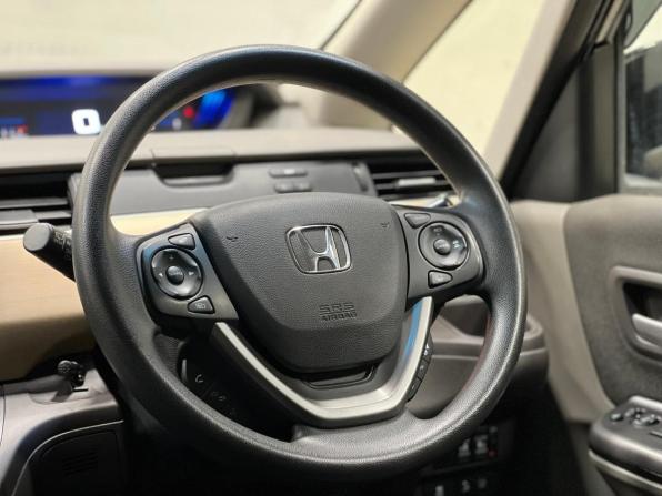 Honda Freed II с пробегом 2018 года, цена 1 499 000 рублей, 148000 км, компактвэн, Автокод Объявления