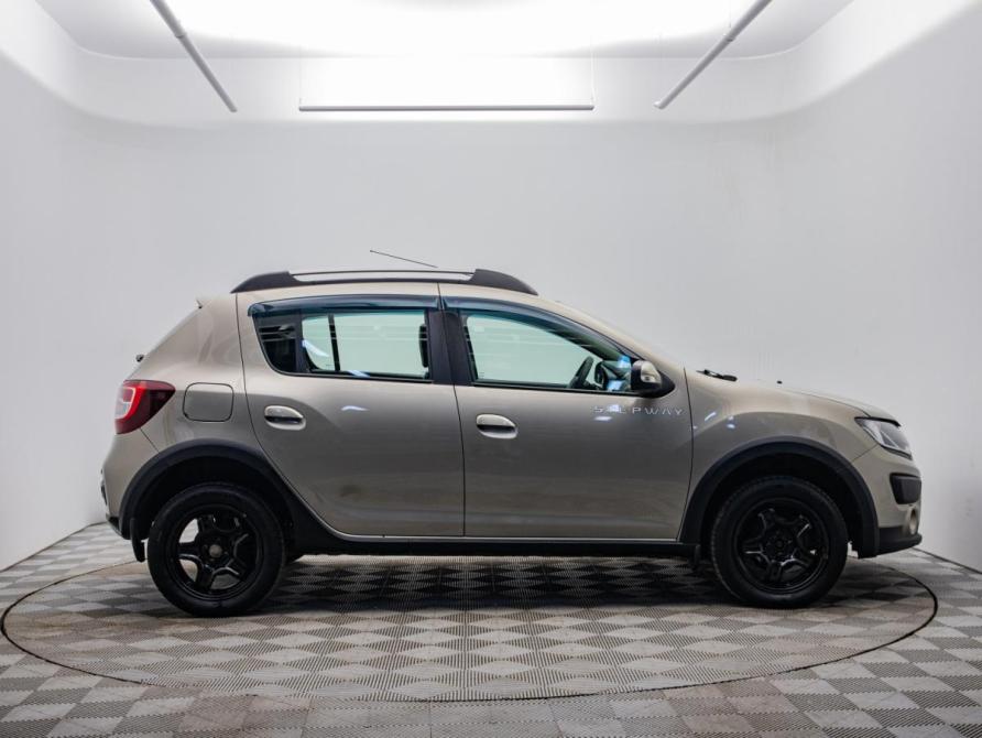 Renault Sandero II Москва  - изображение 4