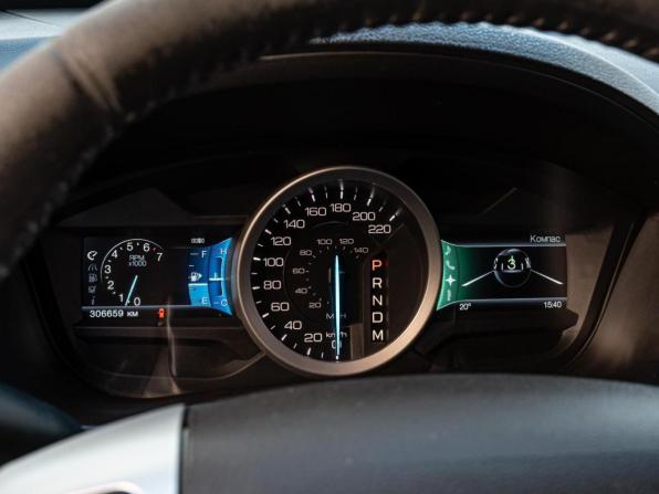 Ford Explorer V с пробегом 2013 года, цена 1 580 000 рублей, 306659 км, внедорожник, Автокод Объявления