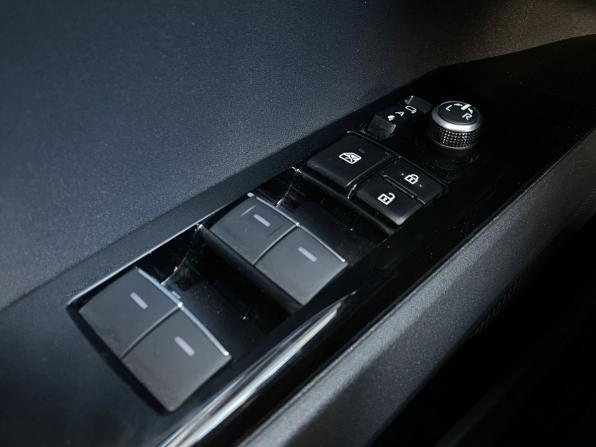 Toyota Camry IX (XV80) China Market с пробегом 2024 года, цена 3 750 000 рублей, 25194 км, седан, Автокод Объявления