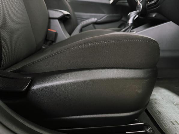 Hyundai Solaris II Рестайлинг с пробегом 2021 года, цена 1 800 000 рублей, 44697 км, седан, Автокод Объявления