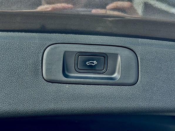 Geely Coolray I Рестайлинг 2 с пробегом 2024 года, цена 2 077 000 рублей, 46200 км, внедорожник, Автокод Объявления