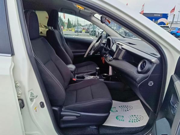 Toyota RAV4 IV (XA40) Рестайлинг с пробегом 2017 года, цена 2 199 995 рублей, 187192 км, внедорожник, Автокод Объявления
