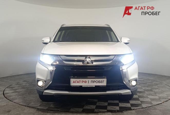 Mitsubishi Outlander III Рестайлинг 2 с пробегом 2018 года, цена 1 740 000 рублей, 214120 км, внедорожник, Автокод Объявления