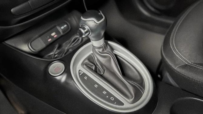 Kia Soul II Рестайлинг с пробегом 2018 года, цена 1 620 000 рублей, 62409 км, хэтчбек, Автокод Объявления