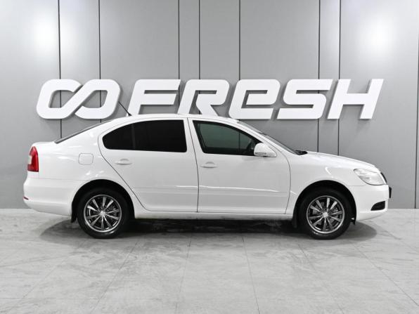 Skoda Octavia II (A5) Рестайлинг с пробегом 2013 года, цена 815 000 рублей, 159266 км, лифтбек, Автокод Объявления