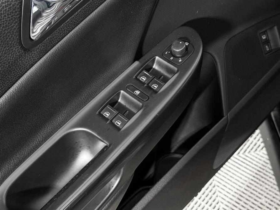 Volkswagen Passat B6 Санкт-Петербург  - изображение 10