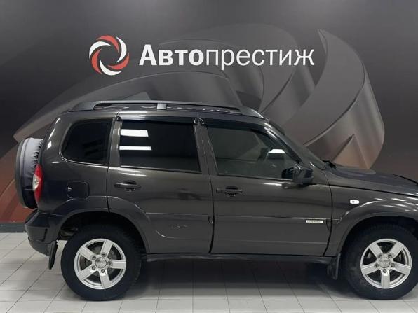 Chevrolet Niva I Рестайлинг с пробегом 2016 года, цена 525 000 рублей, 206000 км, внедорожник, Автокод Объявления