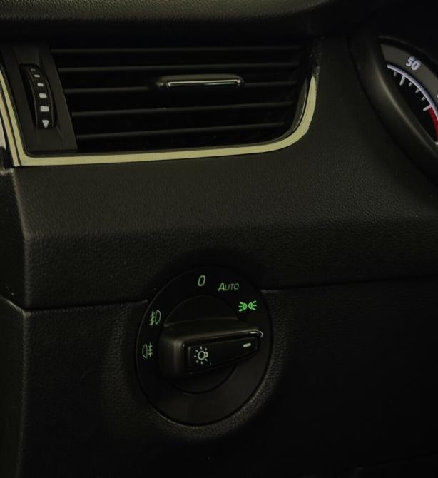 Skoda Octavia III (A7) Рестайлинг Москва  - изображение 8
