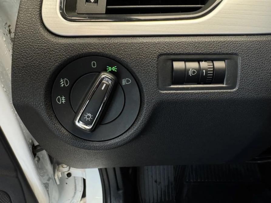 Skoda Rapid I Рестайлинг Екатеринбург  - изображение 17