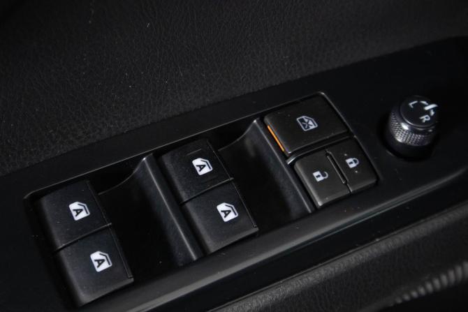 Toyota Camry VIII (XV70) Рестайлинг с пробегом 2020 года, цена 2 399 000 рублей, 219000 км, седан, Автокод Объявления