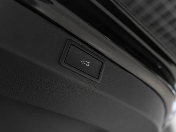 Skoda Karoq I с пробегом 2025 года, цена 3 350 000 рублей, 18 км, внедорожник, Автокод Объявления