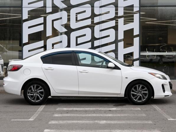 Mazda 3 II (BL) Рестайлинг с пробегом 2012 года, цена 945 000 рублей, 179812 км, седан, Автокод Объявления