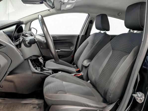 Ford Fiesta Mk6 Рестайлинг с пробегом 2016 года, цена 850 000 рублей, 134538 км, хэтчбек, Автокод Объявления