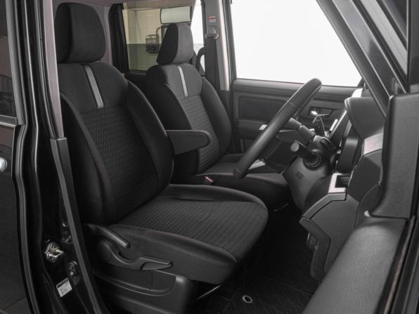 Toyota Roomy I Рестайлинг с пробегом 2021 года, цена 1 399 000 рублей, 104774 км, микровэн, Автокод Объявления