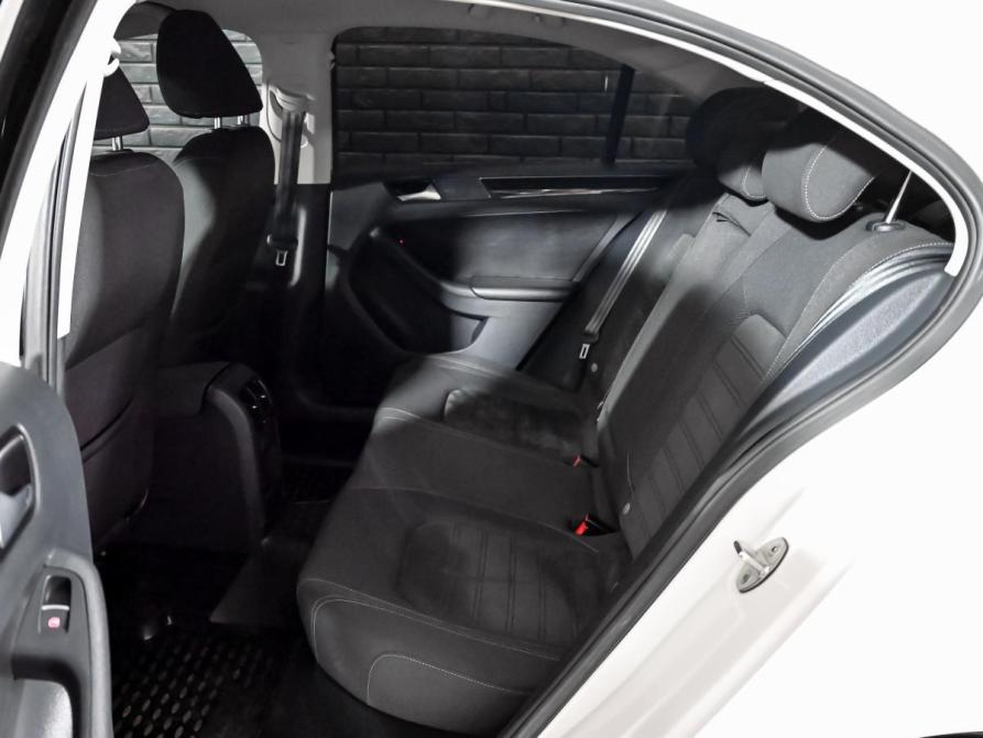 Volkswagen Jetta VI Рестайлинг Екатеринбург  - изображение 16