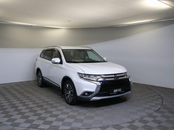Mitsubishi Outlander III Рестайлинг 2 с пробегом 2018 года, цена 1 845 000 рублей, 140000 км, внедорожник, Автокод Объявления