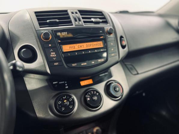 Toyota RAV4 III (XA30) Рестайлинг с пробегом 2012 года, цена 1 200 000 рублей, 197000 км, внедорожник, Автокод Объявления