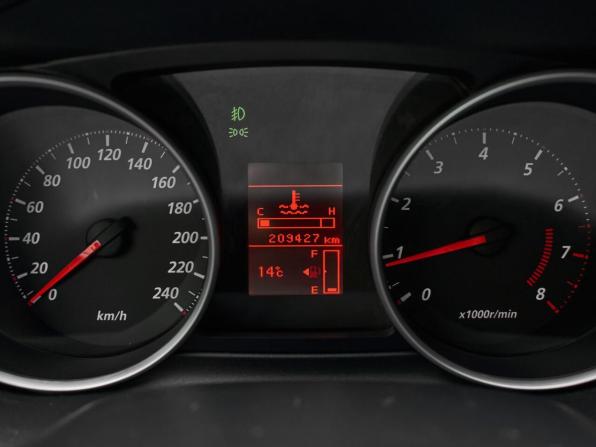 Mitsubishi Outlander II Рестайлинг с пробегом 2009 года, цена 1 080 000 рублей, 209427 км, внедорожник, Автокод Объявления