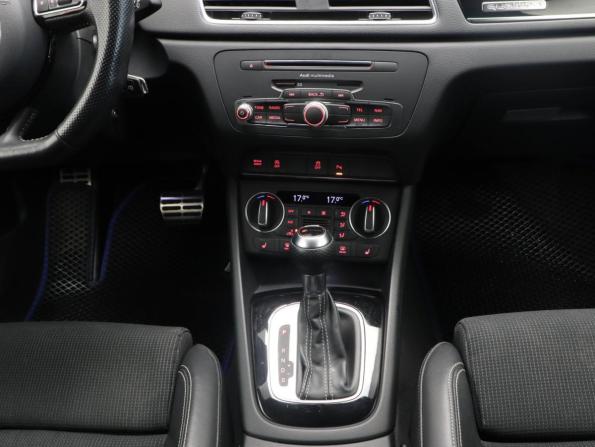 Audi Q3 I (8U) Рестайлинг с пробегом 2017 года, цена 2 450 000 рублей, 62090 км, внедорожник, Автокод Объявления