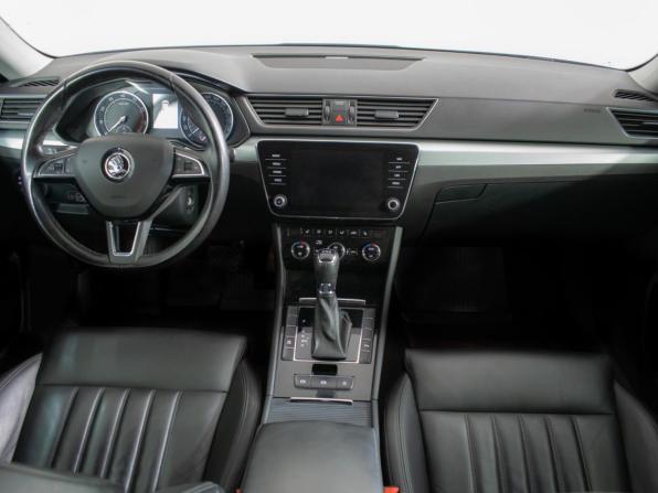 Skoda Superb III с пробегом 2018 года, цена 2 460 000 рублей, 74846 км, лифтбек, Автокод Объявления