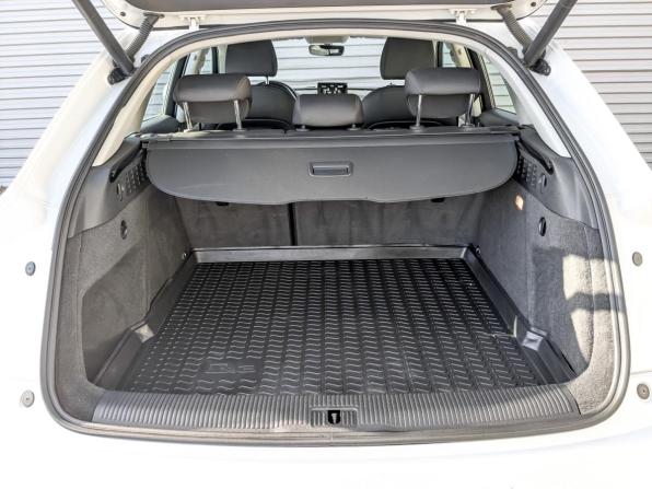 Audi Q3 I (8U) Рестайлинг с пробегом 2018 года, цена 2 095 000 рублей, 108872 км, внедорожник, Автокод Объявления