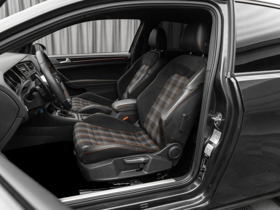 Volkswagen Golf GTI VII Москва  - изображение 9