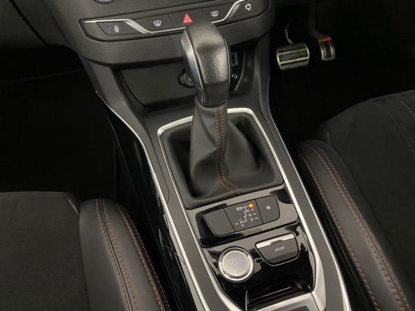 Peugeot 308 II с пробегом 2015 года, цена 899 000 рублей, 79023 км, хэтчбек, Автокод Объявления