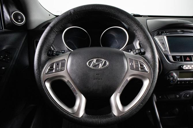 Hyundai ix35 I с пробегом 2013 года, цена 1 049 000 рублей, 321800 км, внедорожник, Автокод Объявления