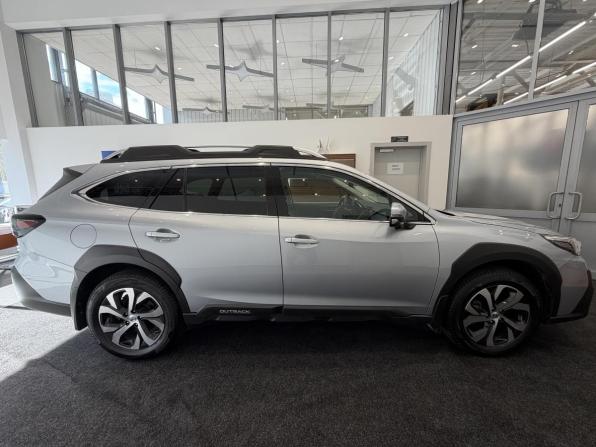 Subaru Outback VI с пробегом 2021 года, цена 4 470 000 рублей, 86549 км, универсал, Автокод Объявления