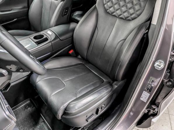 Hyundai Santa Fe IV Рестайлинг с пробегом 2022 года, цена 4 040 000 рублей, 36618 км, внедорожник, Автокод Объявления