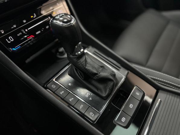 Skoda Superb III Рестайлинг с пробегом 2024 года, цена 3 620 000 рублей, 38400 км, лифтбек, Автокод Объявления