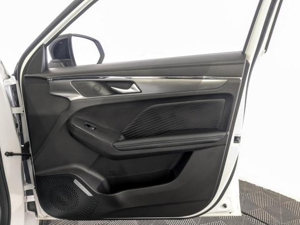 Haval Jolion I Рестайлинг с пробегом 2024 года, цена 1 850 000 рублей, 26386 км, внедорожник, Автокод Объявления