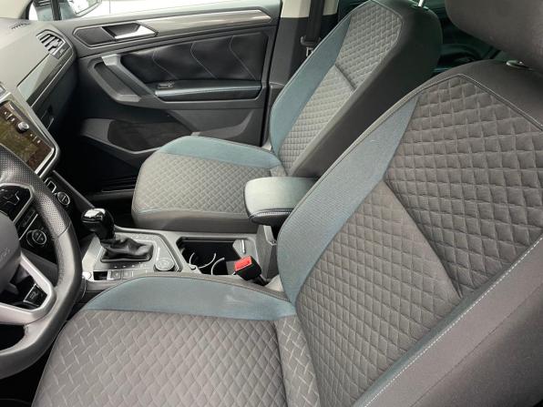 Volkswagen Tiguan II с пробегом 2019 года, цена 2 399 000 рублей, 85000 км, внедорожник, Автокод Объявления