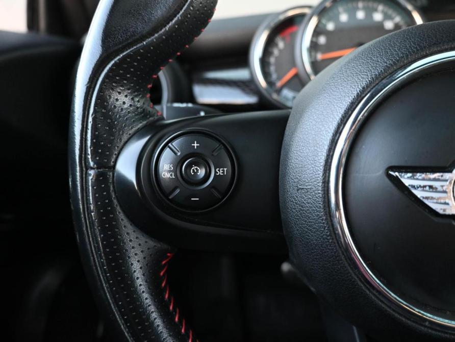 Mini Hatch III (F55/F56) Новороссийск  - изображение 16