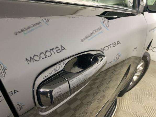 Toyota Land Cruiser Prado 150 Series Рестайлинг 2 с пробегом 2019 года, цена 4 329 000 рублей, 225420 км, внедорожник, Автокод Объявления