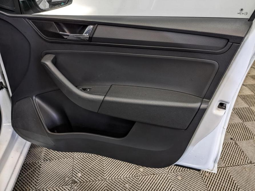 Skoda Rapid I Рестайлинг Москва  - изображение 24