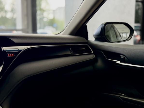 Toyota Camry VIII (XV70) Рестайлинг с пробегом 2021 года, цена 3 020 000 рублей, 74193 км, седан, Автокод Объявления