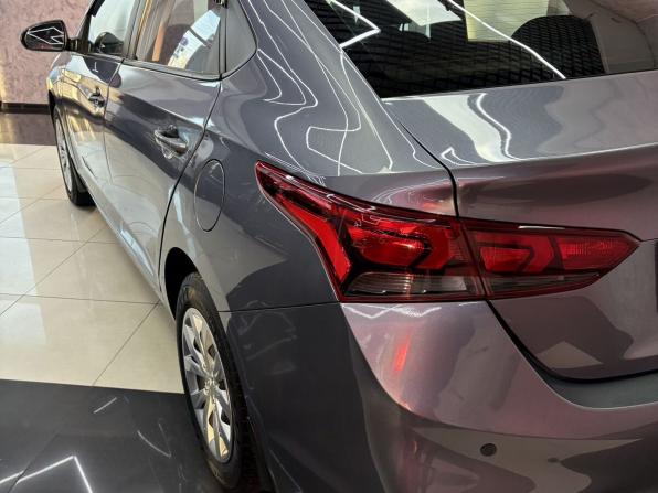 Hyundai Solaris II с пробегом 2018 года, цена 1 365 000 рублей, 42193 км, седан, Автокод Объявления